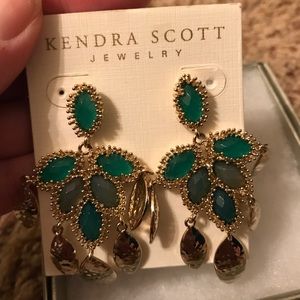 NWT Kendra Scott ‘Nora’ Tiered Chandelier Earrings